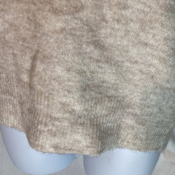 4-5 H&M DIVIDED beige wide cowl neck acrylic wool alpaca pull over sweater S - Picture 4 of 7